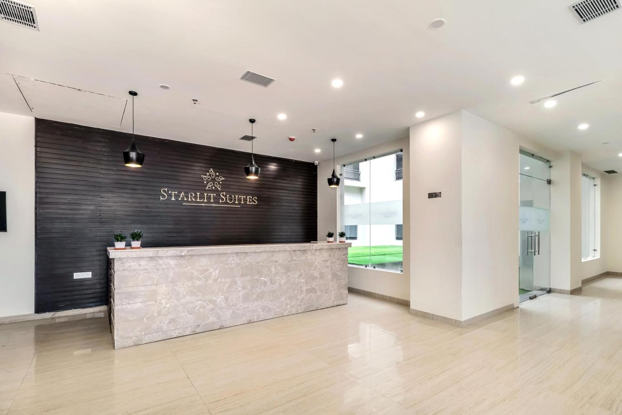 Starlit Suites Newtown Calcuta Exterior foto